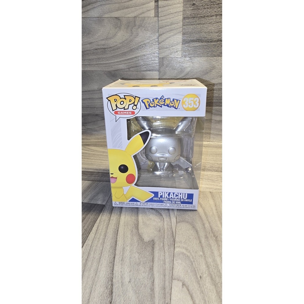 Funko Pop Games: Pokemon - Pikachu Vinyl Figure Metallic  #353